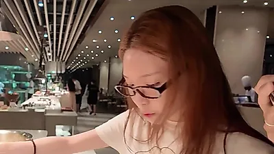 Chungha comparte vlog de su concierto en Sri Lanka y reflexiona sobre el éxito