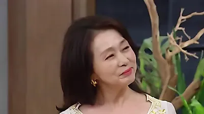 Moon Hee-kyung's party proposal sparks skepticism from Jung Young-sook