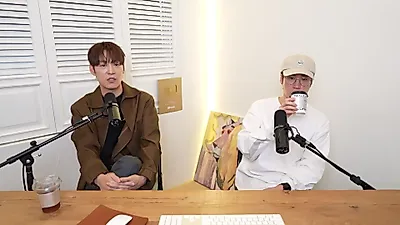 Tablo y John Park conversan sobre el poder del acento británico en 'Would You Rather'