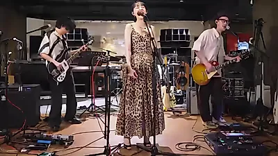 Jaurim delivers powerful 'Rain To Be' live performance