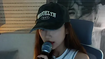 Jeong Hye-rin showcases unique vocal color with DAY6 cover