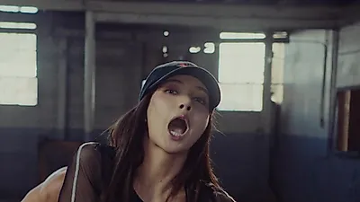 LISA alcanza los 10 millones de vistas con 'SaWaDiKa' en solo 8.1 días