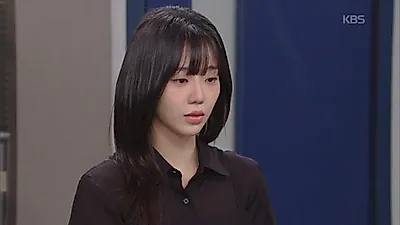 Jeon Hye-won's fear and resentment toward Seol Jung-hwan heighten tension in 'A Trap Call…