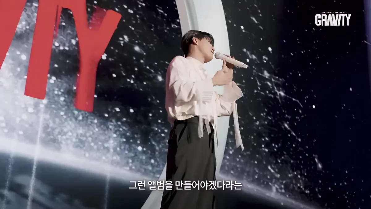 Kim Junsu prepara su escenario para GRAVITY en un nuevo video detrás de cámaras