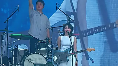 Say Sue Me dominates Pentaport stage with 'In This Mess' live performance