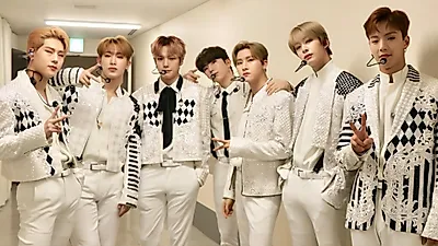 Vlog de MONSTA X en Osaka: gastronomía y retos con peluches