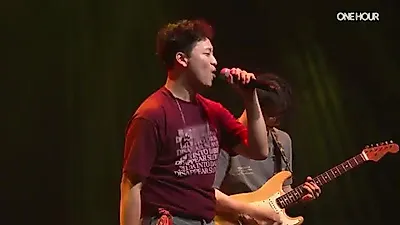 Umuhae unveils new single 'Incheon Chinatown' via live performance