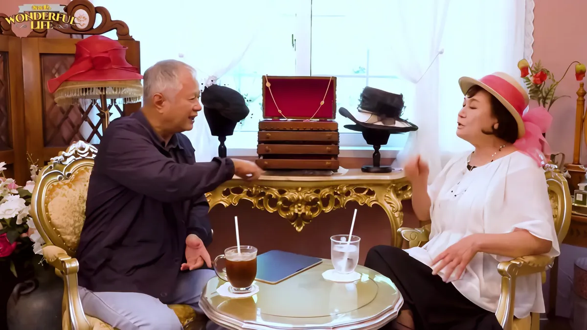 Park Won-sook entrevista a Song Seung-hwan sobre su 'Vida Maravillosa' en YouTube