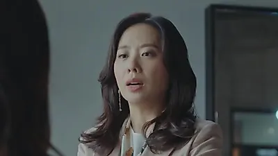 Kim Hyang-gi confronts drunkard's insults toward someone's dreams