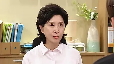 Sung Byung-sook feels betrayed by Yoon Jong-hoon's sudden actions in 'Our Happy Days'