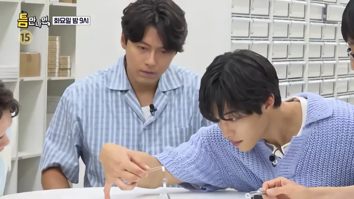 Hyun Bin and Woo Do-hwan Focus Intently on Games in SBS 'Whenever Possible' Preview