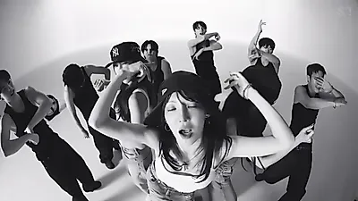 Girls' Generation unit HRS makes powerful impression with 'Skibidi' performance