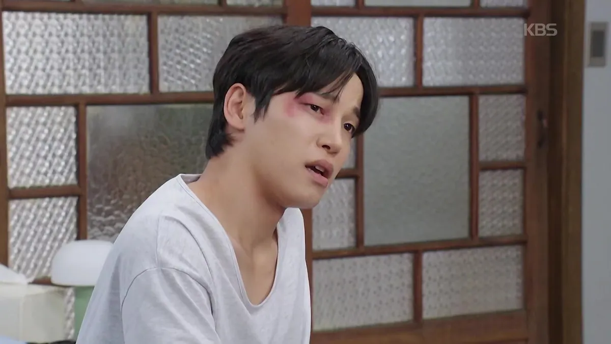 Bae Yoon-gyu y Park Yu-na mantienen una conversación tras una noche en vela (K-drama 'El amor viene')
