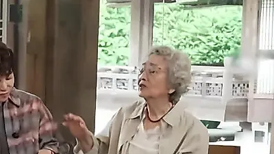 Enjoy the good times while they last: Kim Young-ok's wisdom on life