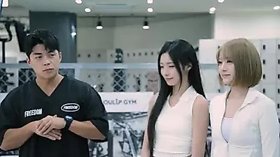 Odd Youth's Summer and Maika's playful flirting during workout goes viral