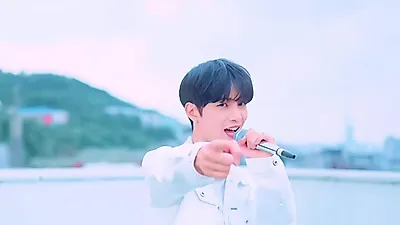Seunghoo chosen as second LIKERSTAR star via viewer 'likes'