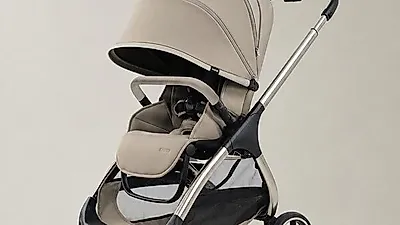 Y-up launches 'Mond' hybrid stroller for 10th anniversary