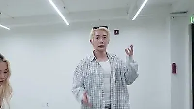 Wonho gây sốc với lời thú nhận kỳ lạ: 'Nhà tôi bị cháy rồi?'