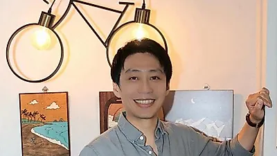 Actor Seo Min-kyun on 33 Years on Stage: "Theater is My Life"