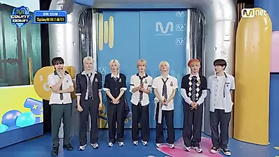 Splayit delivers bold debut greetings to senior MC Sobok-i