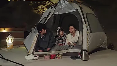 Leeteuk and Kim Yo Han stunned by fierce winds in 'Prince and Pauper'