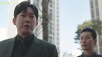 Jisung and Park Byung-eun's eerie resemblance fuels tension in 'Apartment'