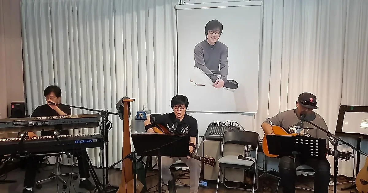 Jeon Young Rok reinterprets Eric Clapton's masterpiece 'Wonderful Tonight'