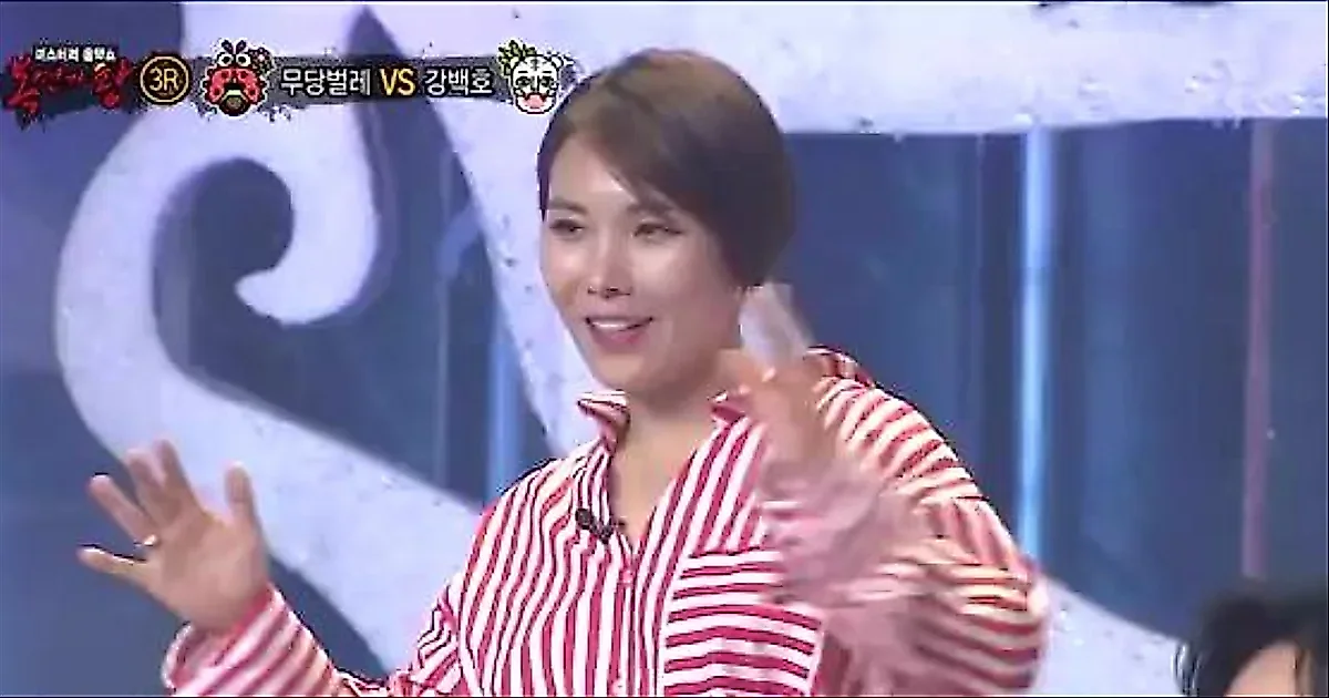 Lee Ye Jun's explosive vocals surpass music releases in King of Mask Singer stages