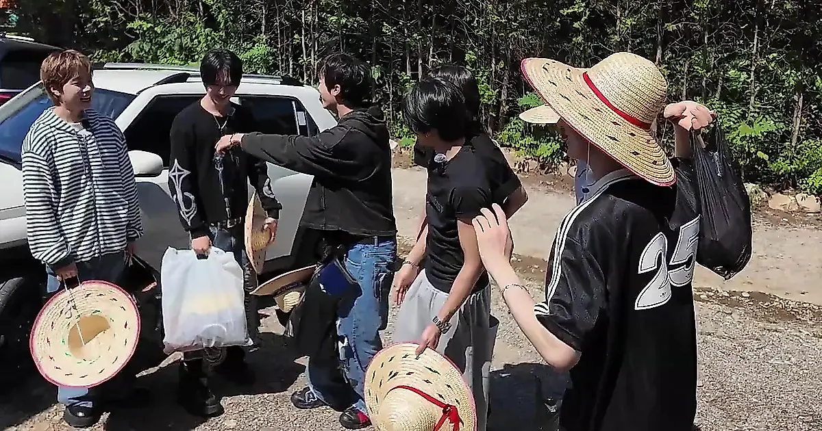 "Making stones, not songpyeon"... NAZE's Chuseok farming and cooking challenge