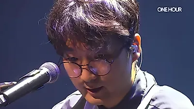 Kwon Namu captivates KT&G Sangsang Madang Busan with 'LOVE IN CAMPUS' live performance