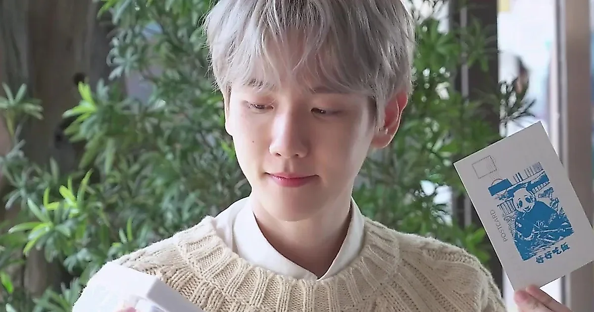Baekhyun comparte el detrás de cámaras de su sesión fotográfica 'Stay' & 'Somewhere else' en Chongqing