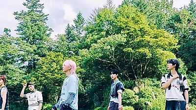 ONEWE to complete 'Dot, Line, Plane' series with 3rd album '面 : Unknown Atlas'