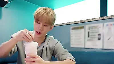 NCT 127's Jung Woo visits arcade, eyes doll resembling Taeyong