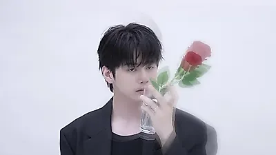 Ong Seongwu teases 2026 Official Membership Kit teaser