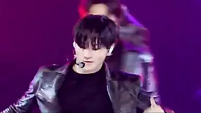 ENHYPEN's Jungwon Delivers Total Immersion on the 'Bloody Paradise' Stage