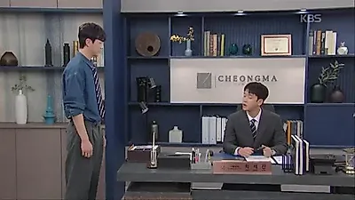 Seol Jung-hwan and Jang Se-hyeon face intense tension in 'A Trap Called Desire'