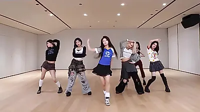 Illit showcases choreography for 'I Got Your Back' featuring JISOO and MOMOKA