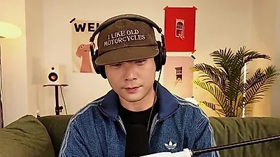 Choi Daniel finds philosophical solace in Autumn Vacation's music