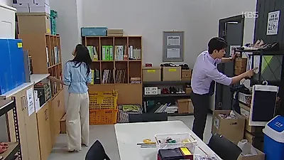 Lawyer and Eun-seol reconcile in new 'A Trap Called Desire' clip