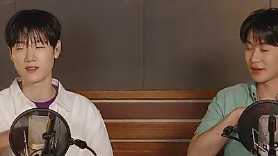 Song Yu-taek and Lee Bong-jun discuss the weight of two-person plays in musical 'Mad Hatter'