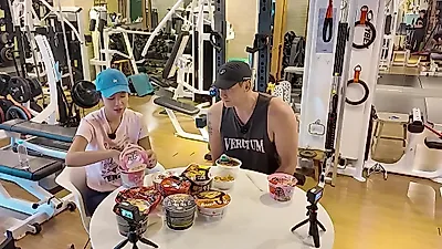Hwang Jung-eum Gets Wiped Out Training with Julien Kang, Then Enjoys a Ramen Mukbang