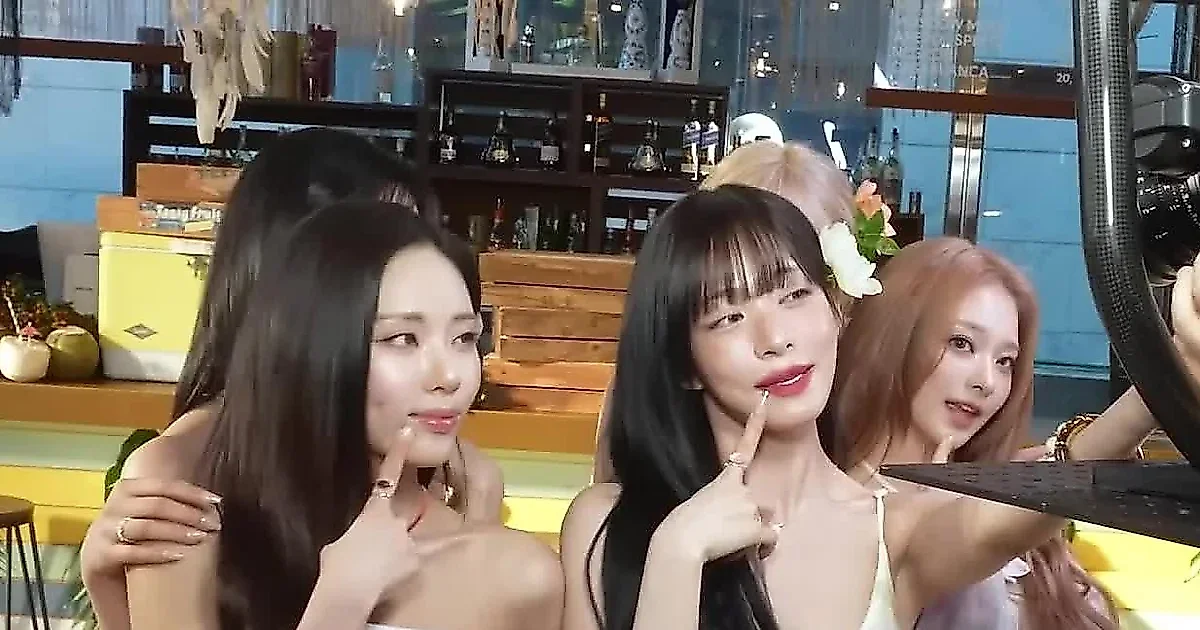 Fromis 9 muestra su energía vibrante en el detrás de escena de 'Vitamin ME'