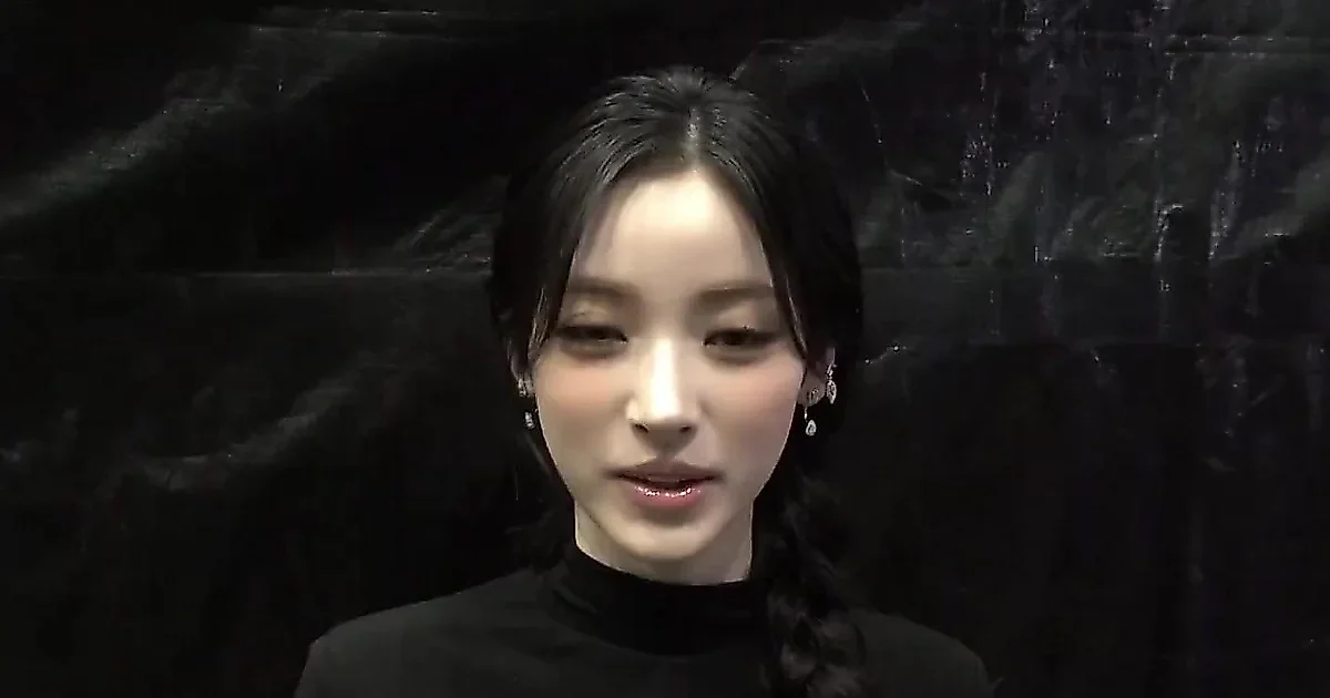MEOVV revela los detrás de escena de los K-World Dream Awards 2026