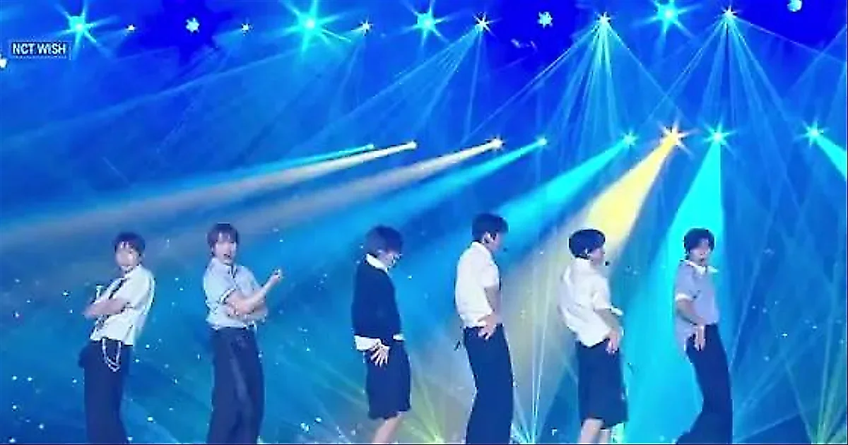NCT WISH cautiva con su frescura en el escenario de verano