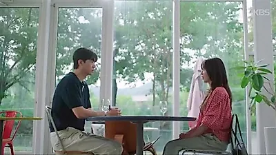 Jang Se-hyeon sparks tension with Jeon Hye-won in 'A Trap Called Desire'