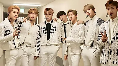 MONSTA X Osaka vlog: From tonkatsu tours to claw machine battles