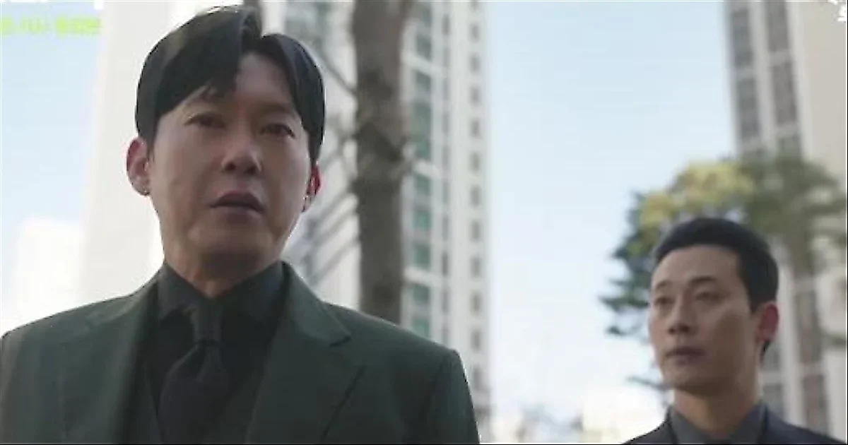 Jisung y Park Byung-eun: la tensión de su extraña similitud en 'Apartment'