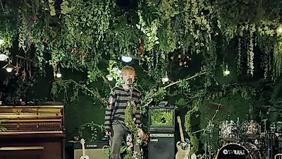 Jung Dong Ha delivers emotional 'OASIS' performance in forest