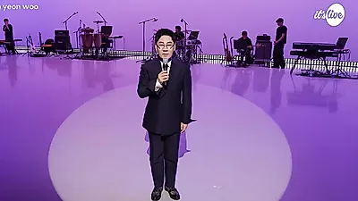Hak-chul Kim proves vocal prowess with band version of 'Climb Up There'
