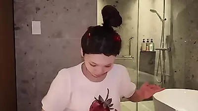 Le Sserafim's Chaewon reveals natural beauty tips in night routine